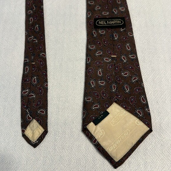 Neil Martin Italian Silk Necktie Made in USA Paisley Print Tie Office Career - Picture 4 of 8